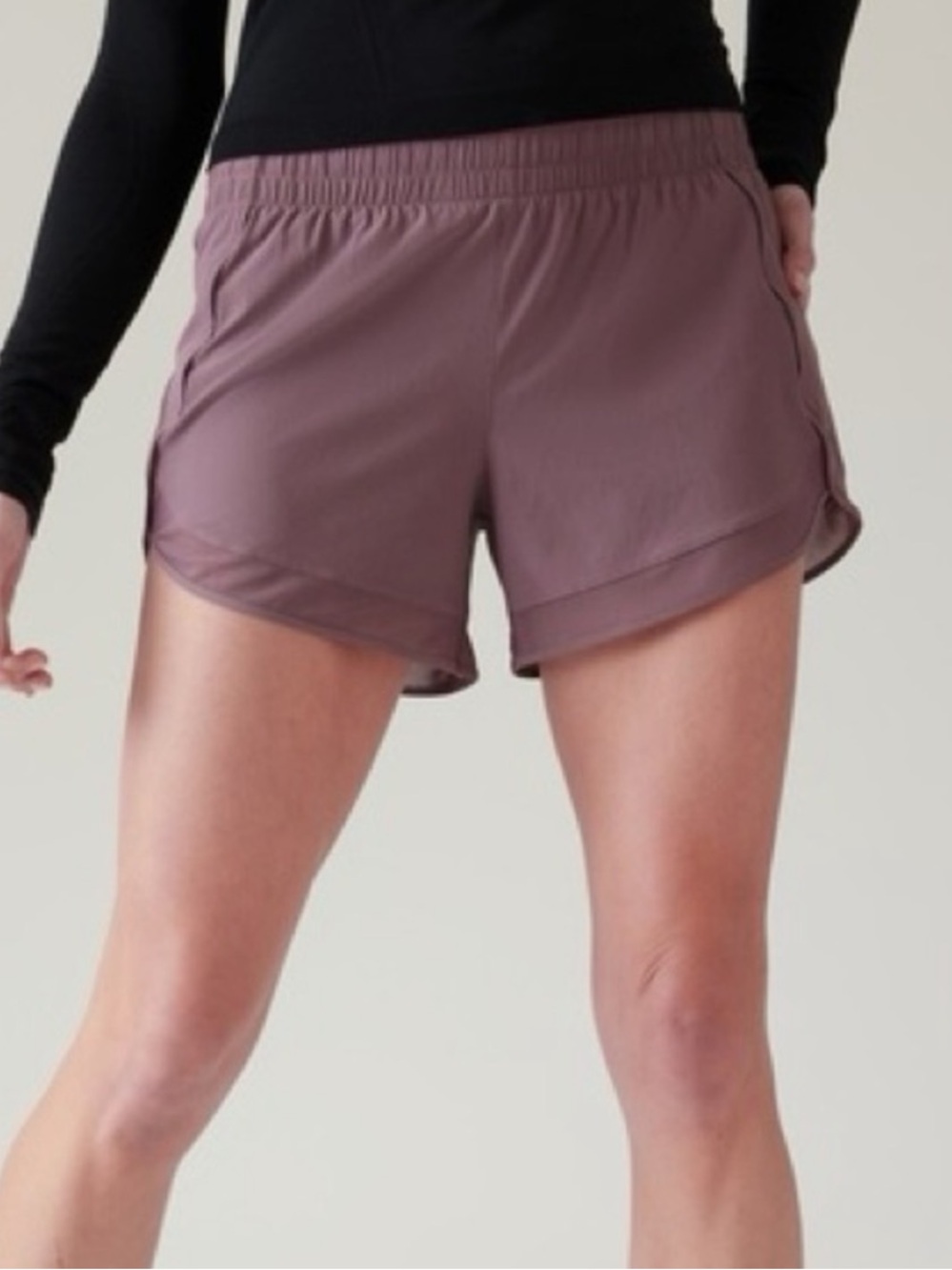 ATHLETA Mesh Racer Run 4 inch Women’s Dark Purple Short